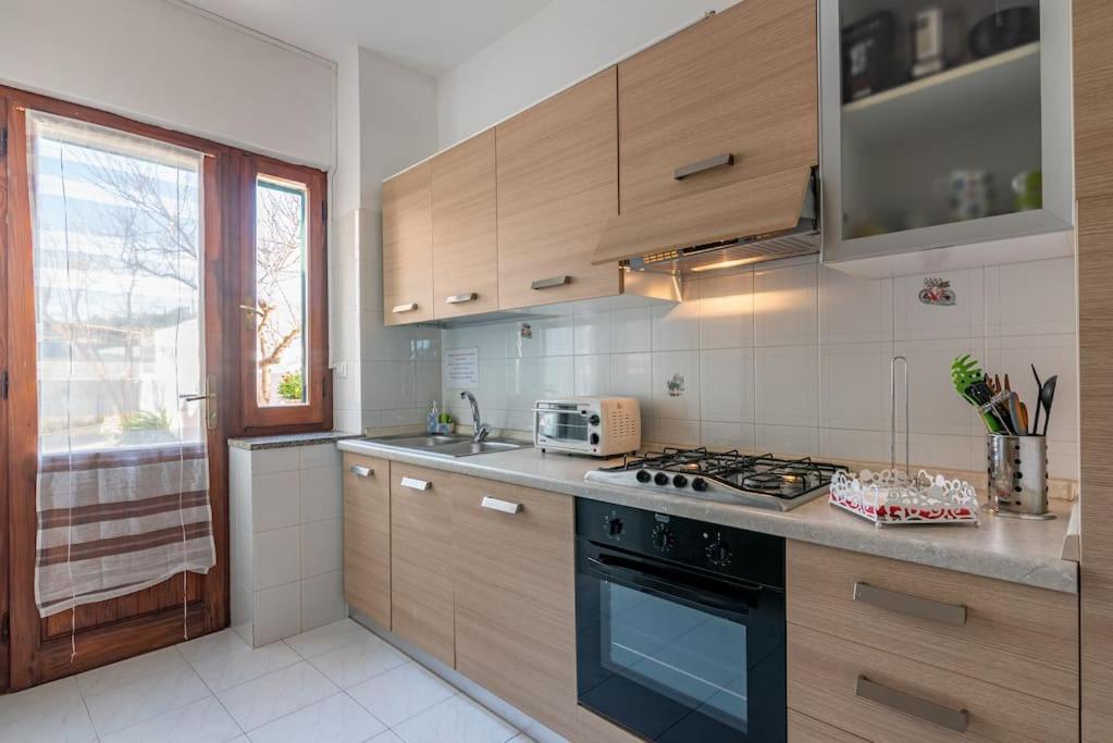 La Lampara - Casa Panoramica 4 Km Dalla Pelosa สตินติโน ภายนอก รูปภาพ