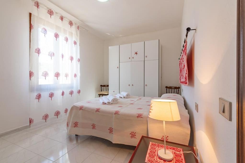La Lampara - Casa Panoramica 4 Km Dalla Pelosa สตินติโน ภายนอก รูปภาพ